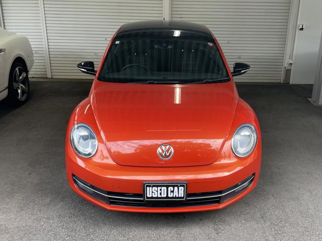 ザ・ビートル クラブ 500台限定 ユーザー買取 禁煙車 純正17インチアルミ バックモニター アップルカープレイ ブルートゥース ETC 純正スマートキー 純正フロアマット(4枚目)