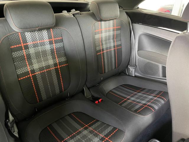 ザ・ビートル クラブ 500台限定 ユーザー買取 禁煙車 純正17インチアルミ バックモニター アップルカープレイ ブルートゥース ETC 純正スマートキー 純正フロアマット(11枚目)