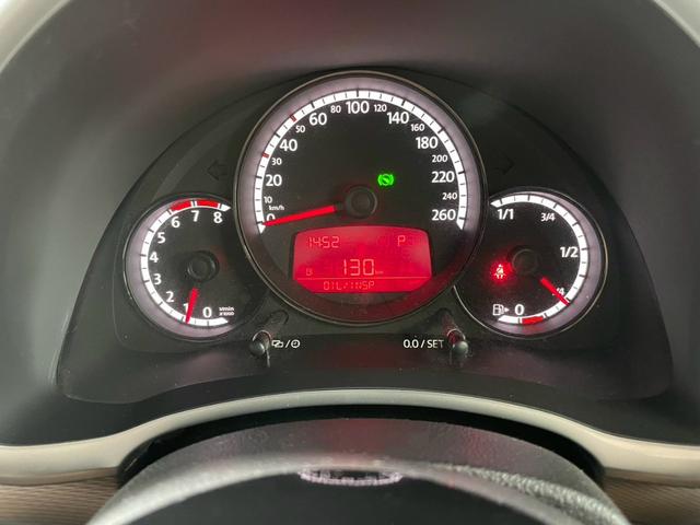 ザ・ビートル クラブ 500台限定 ユーザー買取 禁煙車 純正17インチアルミ バックモニター アップルカープレイ ブルートゥース ETC 純正スマートキー 純正フロアマット(16枚目)