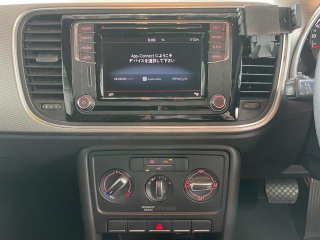 ザ・ビートル クラブ 500台限定 ユーザー買取 禁煙車 純正17インチアルミ バックモニター アップルカープレイ ブルートゥース ETC 純正スマートキー 純正フロアマット(19枚目)