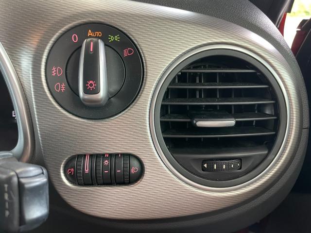 ザ・ビートル クラブ 500台限定 ユーザー買取 禁煙車 純正17インチアルミ バックモニター アップルカープレイ ブルートゥース ETC 純正スマートキー 純正フロアマット(25枚目)