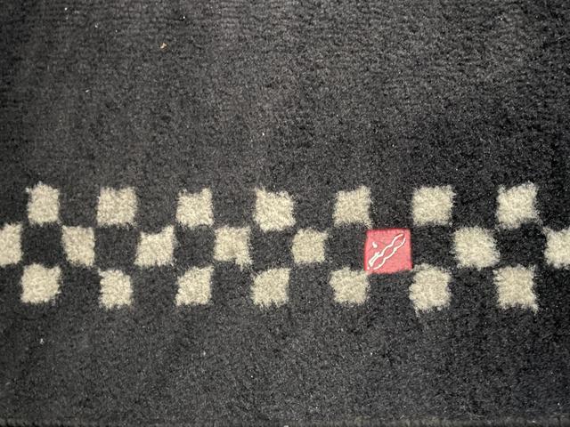 ５００ ツインエア　ラウンジ　禁煙車　純正１５インチアルミ　ガラスルーフ　カロッツェリアナビＴＶ　パークアシスト　ブルートゥース　ＥＴＣ　純正キーレス付キー　純正フロアマット（27枚目）