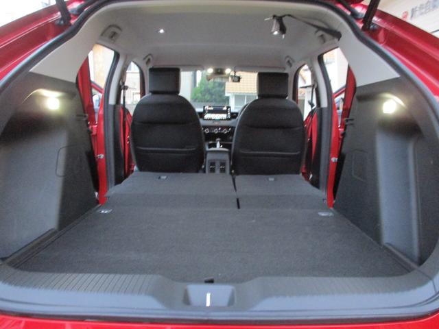 ヴェゼル ｅ：ＨＥＶ　Ｚ　衝突軽減ブレーキ　バックカメラ　純正９型ディスプレイオーディオ　ドラレコ　ＥＴＣ　ＬＥＤオートライト　純正１８インチＡＷ　パワーバックドア　クルコン　シートヒーター　当店ノリドキリースアップ車（28枚目）