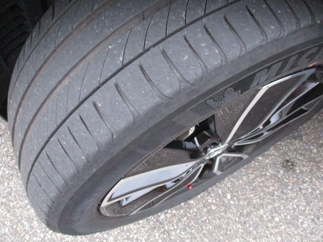 ヴェゼル ｅ：ＨＥＶ　Ｚ　衝突軽減ブレーキ　バックカメラ　純正９型ディスプレイオーディオ　ドラレコ　ＥＴＣ　ＬＥＤオートライト　純正１８インチＡＷ　パワーバックドア　クルコン　シートヒーター　当店ノリドキリースアップ車（30枚目）