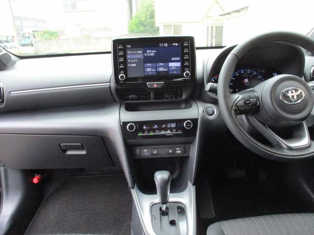 ヤリスクロス Ｚ　衝突軽減ブレーキ　全方位バックカメラ　純正９型ディスプレイオーディオ　ＢＳＭ　ＥＴＣ　６エアバッグ　ＬＥＤ　純正１８インチＡＷ　レーンアシスト　クルコン　シートヒーター　当店ノリドキリースアップ車（4枚目）