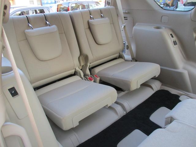 ランドクルーザープラド ＴＸ　Ｌパッケージ　４ＷＤ　ディーゼル　衝突軽減ブレーキ　モデリスタエアロ　サンルーフ　本革シート　バックカメラ　フルセグナビ　ＥＴＣ　６エアバッグ　ＬＥＤオートライト　クルコン　リースアップ　ユーザー買取ワンオーナー車（7枚目）