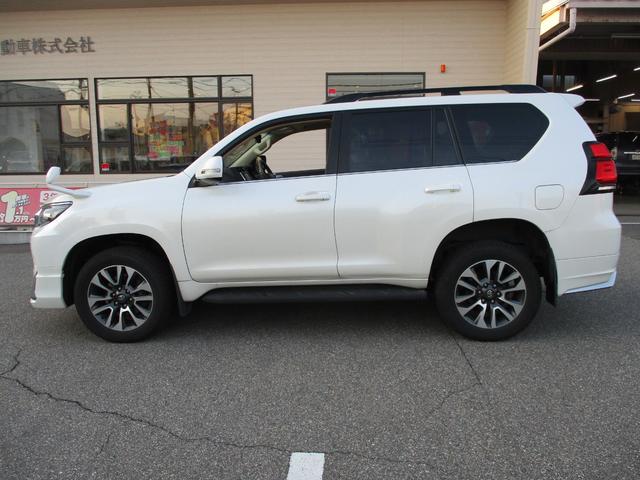 ランドクルーザープラド ＴＸ　Ｌパッケージ　４ＷＤ　ディーゼル　衝突軽減ブレーキ　モデリスタエアロ　サンルーフ　本革シート　バックカメラ　フルセグナビ　ＥＴＣ　６エアバッグ　ＬＥＤオートライト　クルコン　リースアップ　ユーザー買取ワンオーナー車（16枚目）