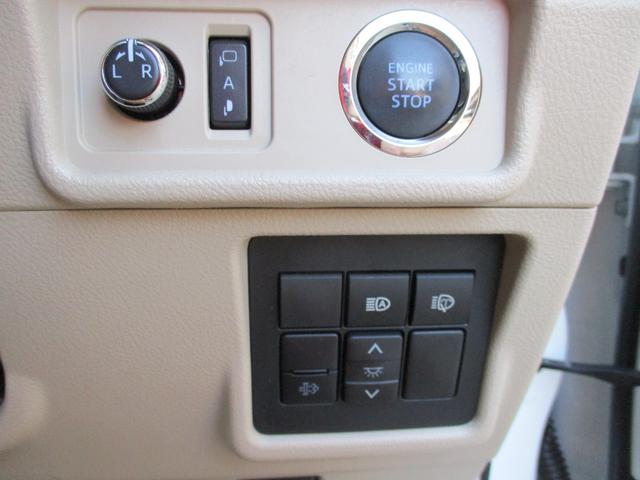 ランドクルーザープラド ＴＸ　Ｌパッケージ　４ＷＤ　ディーゼル　衝突軽減ブレーキ　モデリスタエアロ　サンルーフ　本革シート　バックカメラ　フルセグナビ　ＥＴＣ　６エアバッグ　ＬＥＤオートライト　クルコン　リースアップ　ユーザー買取ワンオーナー車（18枚目）