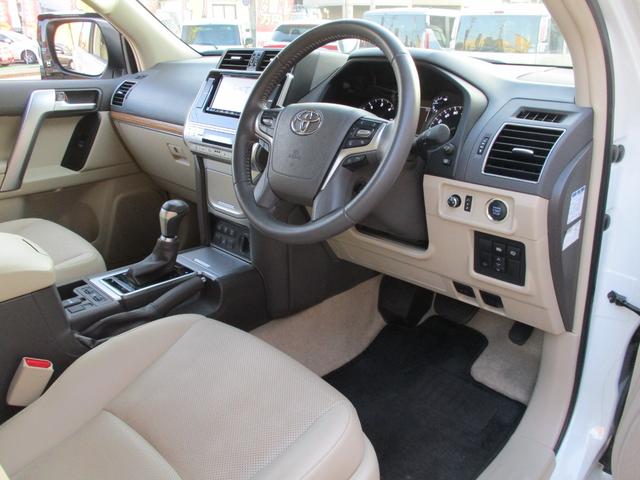 ランドクルーザープラド ＴＸ　Ｌパッケージ　４ＷＤ　ディーゼル　衝突軽減ブレーキ　モデリスタエアロ　サンルーフ　本革シート　バックカメラ　フルセグナビ　ＥＴＣ　６エアバッグ　ＬＥＤオートライト　クルコン　リースアップ　ユーザー買取ワンオーナー車（20枚目）