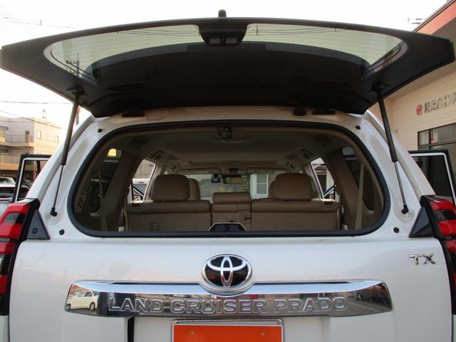 ランドクルーザープラド ＴＸ　Ｌパッケージ　４ＷＤ　ディーゼル　衝突軽減ブレーキ　モデリスタエアロ　サンルーフ　本革シート　バックカメラ　フルセグナビ　ＥＴＣ　６エアバッグ　ＬＥＤオートライト　クルコン　リースアップ　ユーザー買取ワンオーナー車（23枚目）