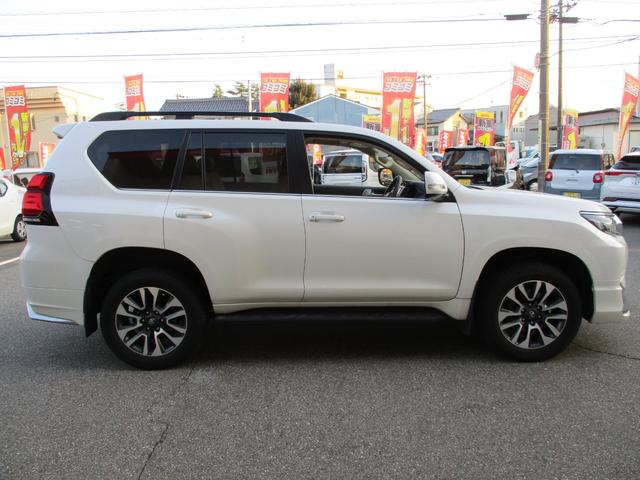 ランドクルーザープラド ＴＸ　Ｌパッケージ　４ＷＤ　ディーゼル　衝突軽減ブレーキ　モデリスタエアロ　サンルーフ　本革シート　バックカメラ　フルセグナビ　ＥＴＣ　６エアバッグ　ＬＥＤオートライト　クルコン　リースアップ　ユーザー買取ワンオーナー車（28枚目）