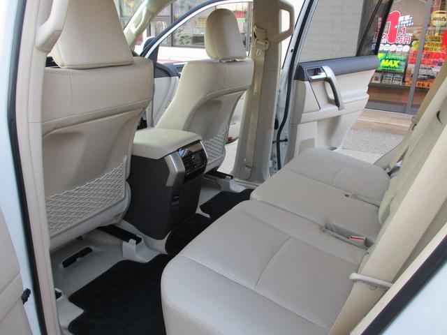 ランドクルーザープラド ＴＸ　Ｌパッケージ　４ＷＤ　ディーゼル　衝突軽減ブレーキ　モデリスタエアロ　サンルーフ　本革シート　バックカメラ　フルセグナビ　ＥＴＣ　６エアバッグ　ＬＥＤオートライト　クルコン　リースアップ　ユーザー買取ワンオーナー車（37枚目）