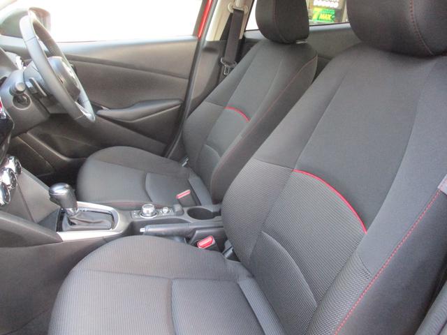 ＭＡＺＤＡ２ ＸＤ　ブラックトーンエディション　衝突軽減ブレーキ　全方位バックカメラ　純正マツコネナビ　Ｂｌｕｅｔｏｏｔｈ　ＵＳＢ　ＥＴＣ車載器　６エアバッグ　ＬＥＤオートライト　レーンアシスト　クルコン　横滑り防止　純正１６ｉｎｃｈアルミ（5枚目）