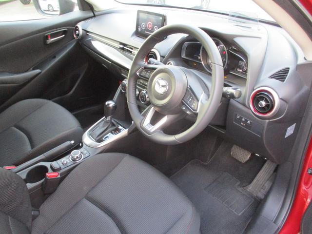 ＭＡＺＤＡ２ ＸＤ　ブラックトーンエディション　衝突軽減ブレーキ　全方位バックカメラ　純正マツコネナビ　Ｂｌｕｅｔｏｏｔｈ　ＵＳＢ　ＥＴＣ車載器　６エアバッグ　ＬＥＤオートライト　レーンアシスト　クルコン　横滑り防止　純正１６ｉｎｃｈアルミ（20枚目）