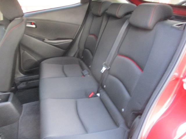 ＭＡＺＤＡ２ ＸＤ　ブラックトーンエディション　衝突軽減ブレーキ　全方位バックカメラ　純正マツコネナビ　Ｂｌｕｅｔｏｏｔｈ　ＵＳＢ　ＥＴＣ車載器　６エアバッグ　ＬＥＤオートライト　レーンアシスト　クルコン　横滑り防止　純正１６ｉｎｃｈアルミ（25枚目）