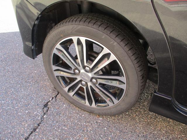 タント カスタムRS トップエディションSAIII 衝突軽減ブレーキ 全方位バックモニター 8インチ純正フルセグナビ Bluetooth ETC車載器 LEDオートライト フォグ 両側パワースライド 純正アルミ プッシュスターター スマートキー(26枚目)