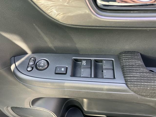 Ｎ－ＷＧＮカスタム Ｌ・ターボホンダセンシング　スマートキー　衝突被害軽減システム　ナビ　バックカメラ　Ｂｌｕｅｔｏｏｔｈ接続　ＥＴＣ　オートクルーズコントロール　レーンアシスト　クリアランスソナー　ＬＥＤヘッドライト　シートヒーター（41枚目）