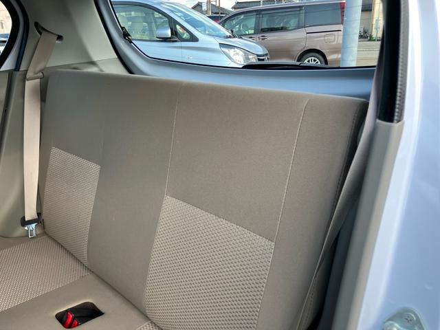 ミライース Ｘｆ　４ＷＤ　キーレスエントリー　ＣＤプレイヤー　寒冷地仕様　電動格納ドアミラー　運転席・助手席エアバッグ　ＡＢＳ　衝突安全ボディ　アイドリングストップ（28枚目）