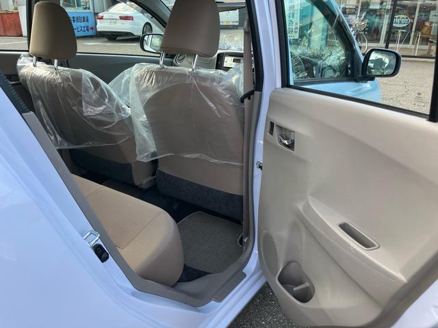 ミライース Ｘｆ　４ＷＤ　キーレスエントリー　ＣＤプレイヤー　寒冷地仕様　電動格納ドアミラー　運転席・助手席エアバッグ　ＡＢＳ　衝突安全ボディ　アイドリングストップ（30枚目）
