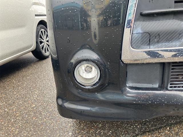 タント カスタムＸ　４ＷＤ　スマートキー　電動スライドドア　フルセグナビ　ＨＩＤヘッドライト　アルミホイール　ＨＩＤヘッドライト　電動格納ドアミラー　ベンチシート　アイドリングストップ　運転席・助手席エアバッグ　ＡＢＳ（6枚目）