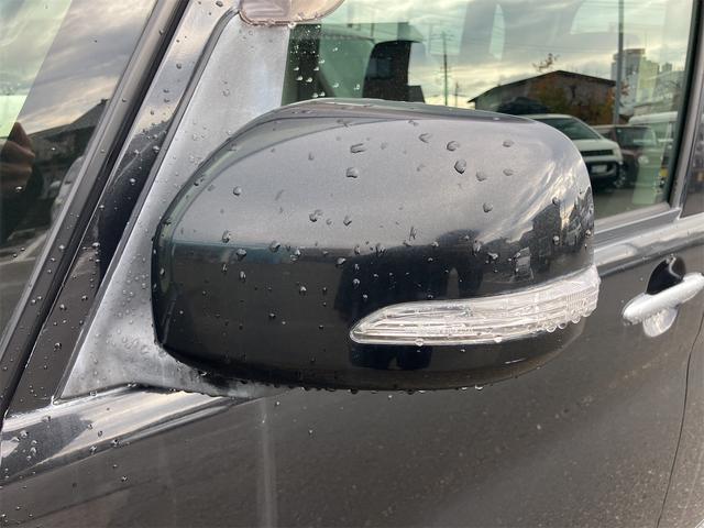 タント カスタムＸ　４ＷＤ　スマートキー　電動スライドドア　フルセグナビ　ＨＩＤヘッドライト　アルミホイール　ＨＩＤヘッドライト　電動格納ドアミラー　ベンチシート　アイドリングストップ　運転席・助手席エアバッグ　ＡＢＳ（8枚目）