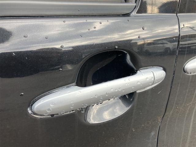 タント カスタムＸ　４ＷＤ　スマートキー　電動スライドドア　フルセグナビ　ＨＩＤヘッドライト　アルミホイール　ＨＩＤヘッドライト　電動格納ドアミラー　ベンチシート　アイドリングストップ　運転席・助手席エアバッグ　ＡＢＳ（9枚目）