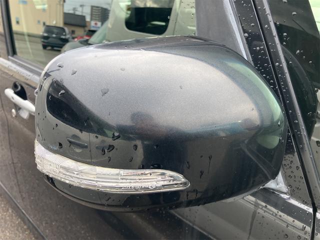 タント カスタムＸ　４ＷＤ　スマートキー　電動スライドドア　フルセグナビ　ＨＩＤヘッドライト　アルミホイール　ＨＩＤヘッドライト　電動格納ドアミラー　ベンチシート　アイドリングストップ　運転席・助手席エアバッグ　ＡＢＳ（11枚目）