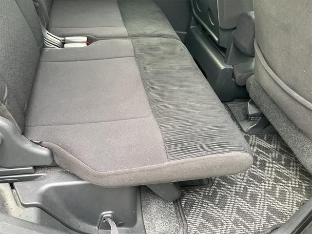 タント カスタムＸ　４ＷＤ　スマートキー　電動スライドドア　フルセグナビ　ＨＩＤヘッドライト　アルミホイール　ＨＩＤヘッドライト　電動格納ドアミラー　ベンチシート　アイドリングストップ　運転席・助手席エアバッグ　ＡＢＳ（32枚目）