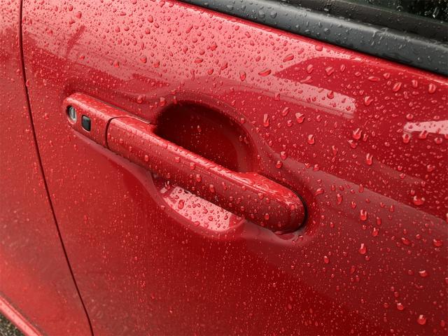 ワゴンＲスティングレー Ｔ　スマートキー　ＣＤプレイヤー　ミュージックプレイヤー接続　ＨＩＤヘッドライト　電動格納ドアミラー　オートライト　運転席・助手席エアバッグ　ＡＢＳ　衝突安全ボディ　パワーウインドウ　パワステ（12枚目）