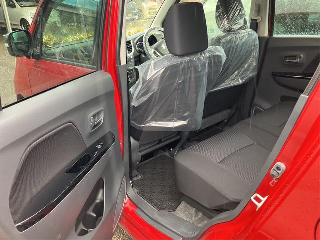 ワゴンＲスティングレー Ｔ　スマートキー　ＣＤプレイヤー　ミュージックプレイヤー接続　ＨＩＤヘッドライト　電動格納ドアミラー　オートライト　運転席・助手席エアバッグ　ＡＢＳ　衝突安全ボディ　パワーウインドウ　パワステ（19枚目）