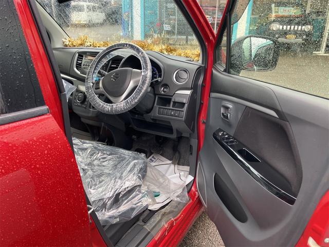 ワゴンＲスティングレー Ｔ　スマートキー　ＣＤプレイヤー　ミュージックプレイヤー接続　ＨＩＤヘッドライト　電動格納ドアミラー　オートライト　運転席・助手席エアバッグ　ＡＢＳ　衝突安全ボディ　パワーウインドウ　パワステ（30枚目）