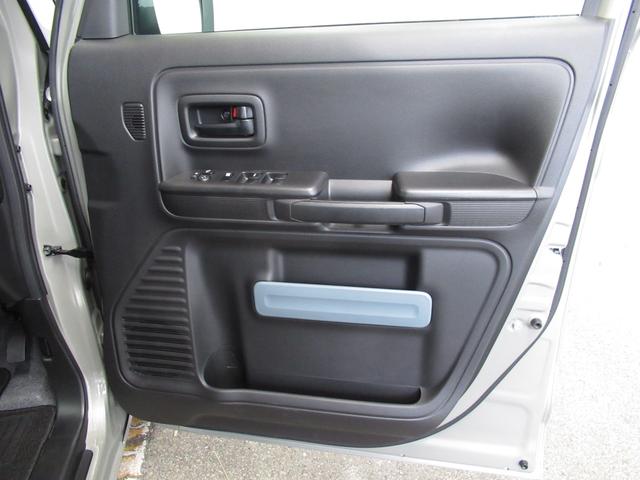 スペーシアベース XF アダプティブクルーズコントロール オートライト プッシュスタート シートヒーター オートエアコン 衝突被害軽減システム アイドリングストップ 横滑り防止機能 衝突安全ボディ 盗難防止システム(29枚目)