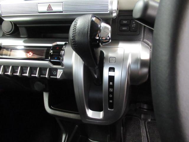 クロスビー HYBRID MZ カーナビ オートライト プッシュスタート シートヒーター オートエアコン 衝突被害軽減システム アイドリングストップ 横滑り防止機能 衝突安全ボディ 盗難防止システム(12枚目)