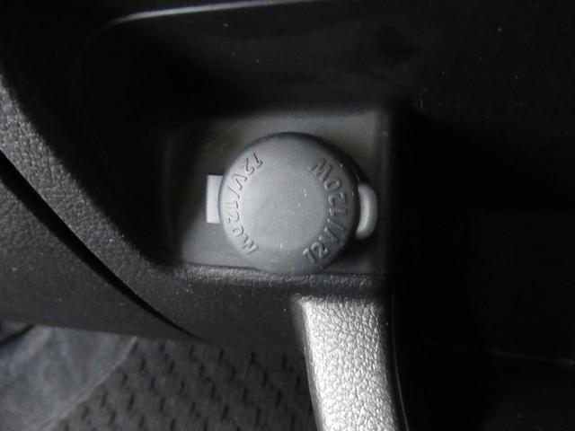 クロスビー HYBRID MV 衝突被害軽減ブレーキ アダプティブクルーズコントロール オートライト プッシュスタート シートヒーター オートエアコン アイドリングストップ 横滑り防止機能 衝突安全ボディ 盗難防止システム(13枚目)