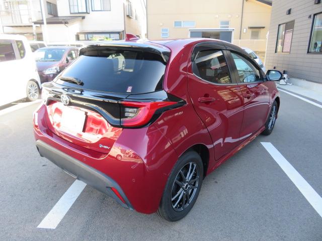 ヤリス ハイブリッドＺ　ＬＥＤヘッドライト　クリアランスソナー　フルセグ　バッグカメラ　クルーズコントロール　ＥＴＣ　シートヒーター　ハーフレザーシート　ディスプレイオーディオ（8枚目）