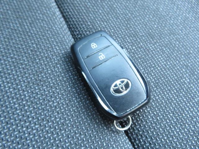ヤリス ハイブリッドＺ　ＬＥＤヘッドライト　クリアランスソナー　フルセグ　バッグカメラ　クルーズコントロール　ＥＴＣ　シートヒーター　ハーフレザーシート　ディスプレイオーディオ（46枚目）