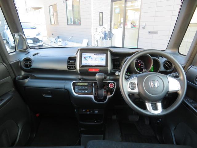 N-BOX G・Lパッケージ オートエアコン パワーステアリング アイドリングストップ CD DVD フルセグ メモリナビ バックカメラ ETC 電動スライドドア(15枚目)