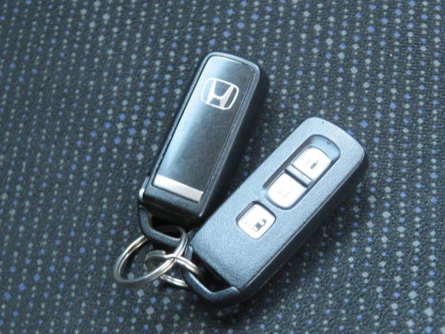 N-BOX G・Lパッケージ オートエアコン パワーステアリング アイドリングストップ CD DVD フルセグ メモリナビ バックカメラ ETC 電動スライドドア(40枚目)