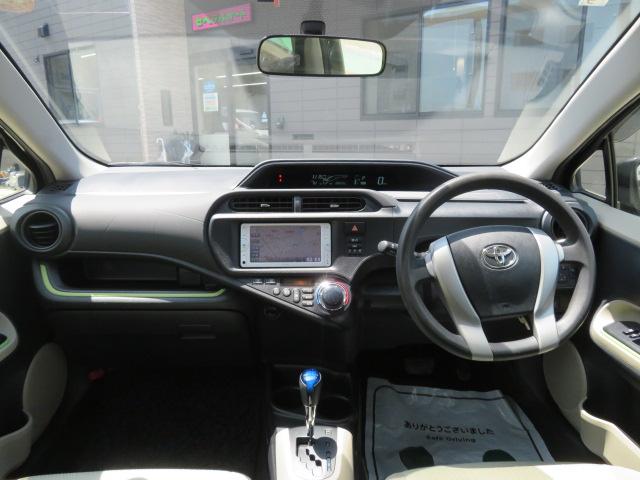 アクア Ｓ　オートエアコン　パワーステアリング　ＣＤ　ワンセグ　メモリナビ　バックカメラ　ＥＴＣ　ＡＢＳ　ＥＳＣ（15枚目）