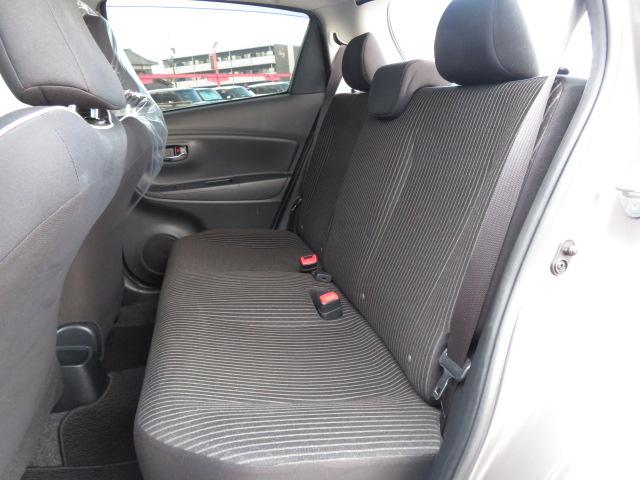 ヴィッツ ジュエラ　エアコン　パワーステアリング　ＬＥＤヘッドライト　４ＷＤ　フルセグ　メモリナビ　バックカメラ　ＥＴＣ　ドラレコ（14枚目）