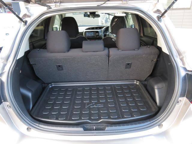 ヴィッツ ジュエラ　エアコン　パワーステアリング　ＬＥＤヘッドライト　４ＷＤ　フルセグ　メモリナビ　バックカメラ　ＥＴＣ　ドラレコ（18枚目）