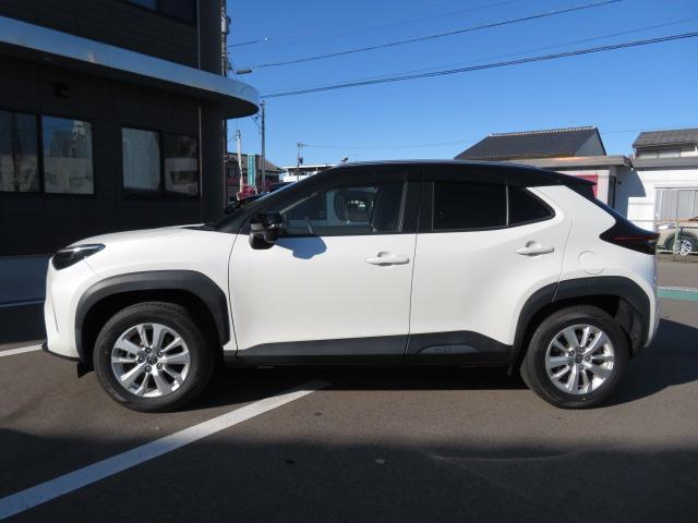 ヤリスクロス G オートエアコン クルーズコントロール LEDヘッドライト 4WD パワーバックドア フルセグ バックカメラ ETC ワンオーナー(5枚目)