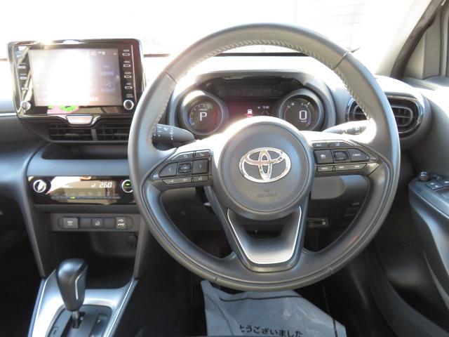 ヤリスクロス G オートエアコン クルーズコントロール LEDヘッドライト 4WD パワーバックドア フルセグ バックカメラ ETC ワンオーナー(16枚目)