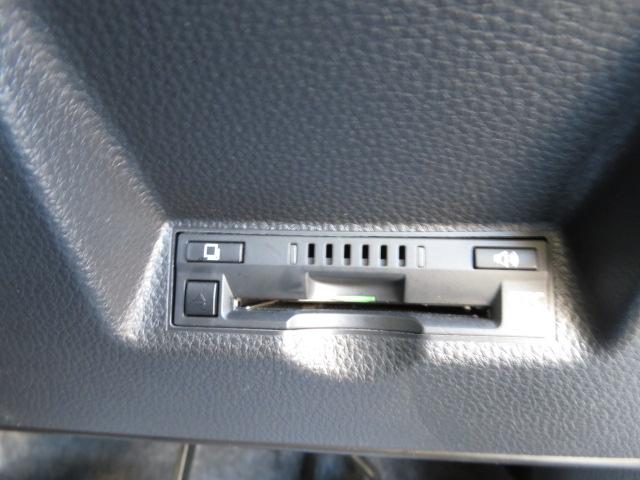 ヤリスクロス G オートエアコン クルーズコントロール LEDヘッドライト 4WD パワーバックドア フルセグ バックカメラ ETC ワンオーナー(27枚目)