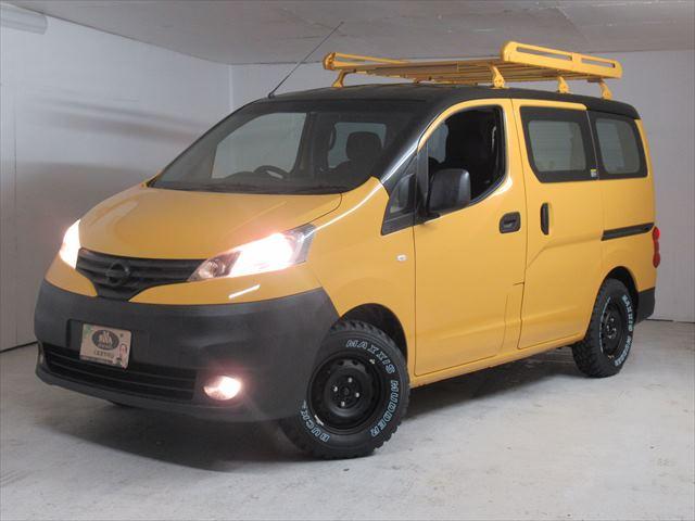 ＮＶ２００バネットワゴン １６Ｘ－２Ｒ　ＶＡＮ－ＬＩＦＥスタイル　　ＮＥＷアクティブイエローブラックツートンペイント　同色ルーフラック　新品マキシスマッドタイヤ　５人乗りワゴンモデル　ナビＴＶ　ＥＴＣ　Ｂｌｕｅｔｏｏｔｈ付リアカメラ　禁煙車（9枚目）