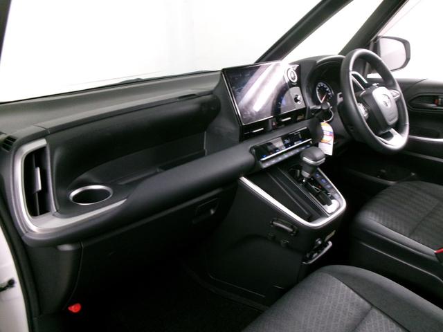 ノア 　車いす仕様タイプ２　サードシート付助手席リフトアップチルトシート　スロープ車いす１基　ワンオーナー車　両側パワースライドドア　ＥＴＣ２．０　７人乗り　純正ナビＴＶフルセグＢｌｕｅｔｏｏｔｈバックカメラ（6枚目）