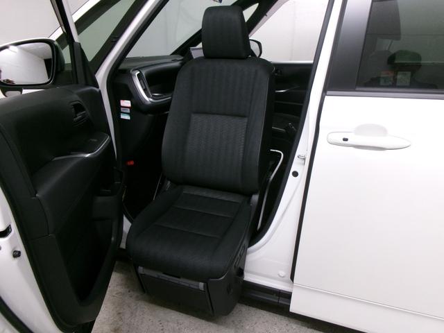 ノア 　車いす仕様タイプ２　サードシート付助手席リフトアップチルトシート　スロープ車いす１基　ワンオーナー車　両側パワースライドドア　ＥＴＣ２．０　７人乗り　純正ナビＴＶフルセグＢｌｕｅｔｏｏｔｈバックカメラ（8枚目）