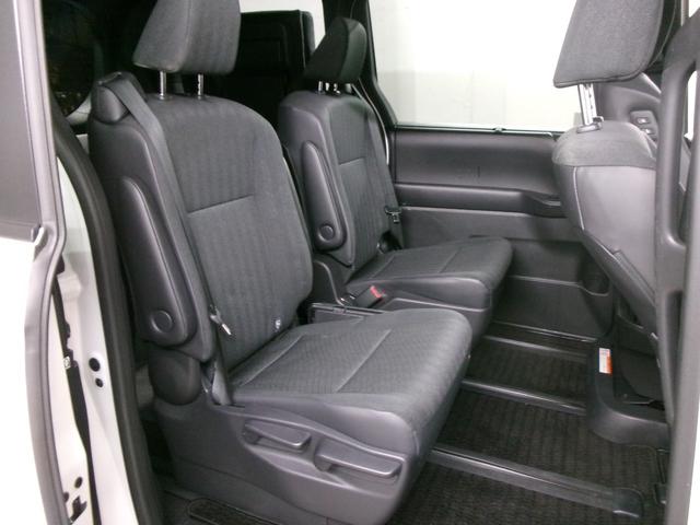 ノア 　車いす仕様タイプ２　サードシート付助手席リフトアップチルトシート　スロープ車いす１基　ワンオーナー車　両側パワースライドドア　ＥＴＣ２．０　７人乗り　純正ナビＴＶフルセグＢｌｕｅｔｏｏｔｈバックカメラ（15枚目）