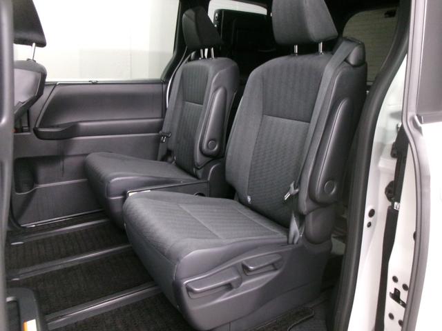 ノア 　車いす仕様タイプ２　サードシート付助手席リフトアップチルトシート　スロープ車いす１基　ワンオーナー車　両側パワースライドドア　ＥＴＣ２．０　７人乗り　純正ナビＴＶフルセグＢｌｕｅｔｏｏｔｈバックカメラ（43枚目）