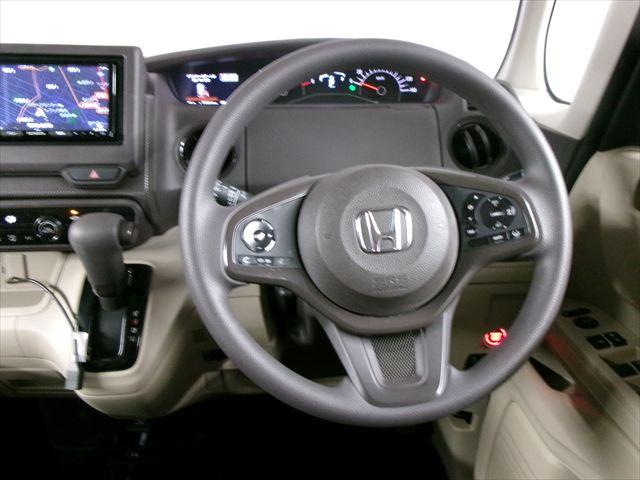 N-BOX Gホンダセンシング 4WD ワンオーナー 禁煙車 カロッツェリアナビTVフルセグBluetoothオーディオ バックカメラ ETC ドライブレコーダー スマートキー 女性ワンオーナー車 室内除菌クリーニング施工済(14枚目)